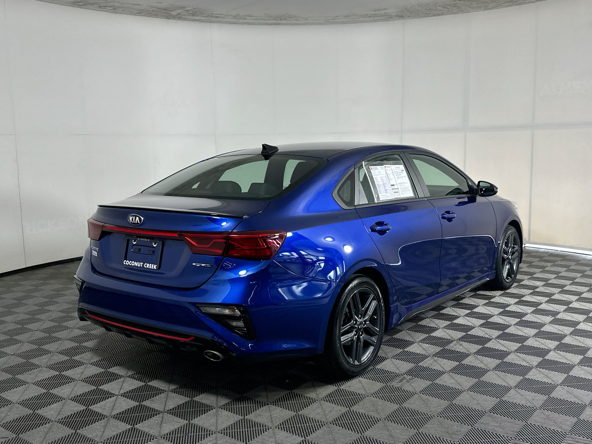 Used 2021 Kia Forte GT-Line FWD image 3