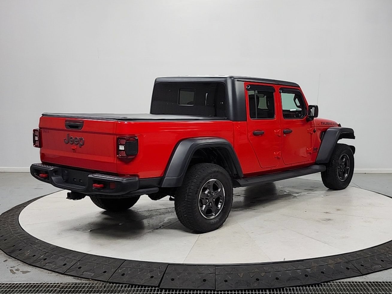 Used 2020 Jeep Gladiator Rubicon AWD/4WD image 7