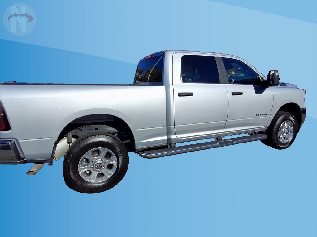 Used 2026 RAM 2500 Big Horn AWD/4WD image 9