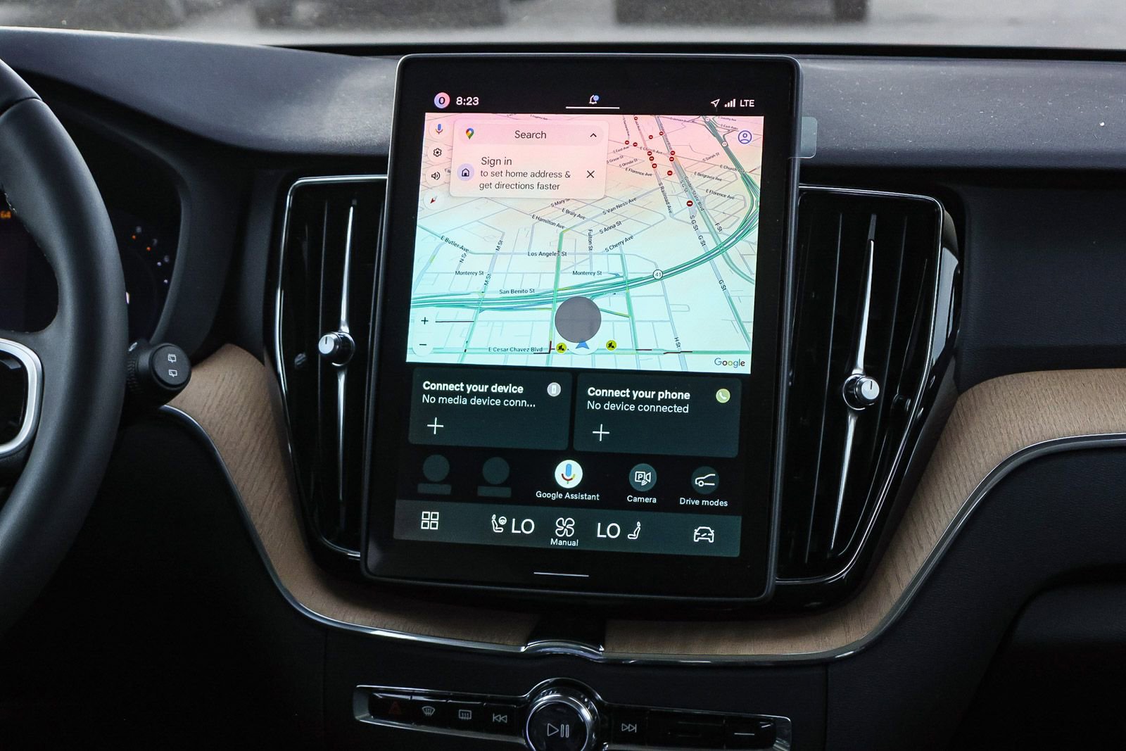 New 2026 Volvo XC60 B5 Plus w/ Climate Package image 22