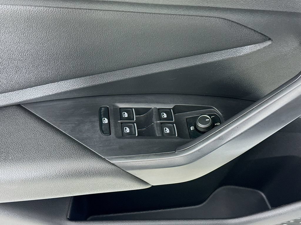 Used 2021 Volkswagen Jetta R-Line FWD image 18