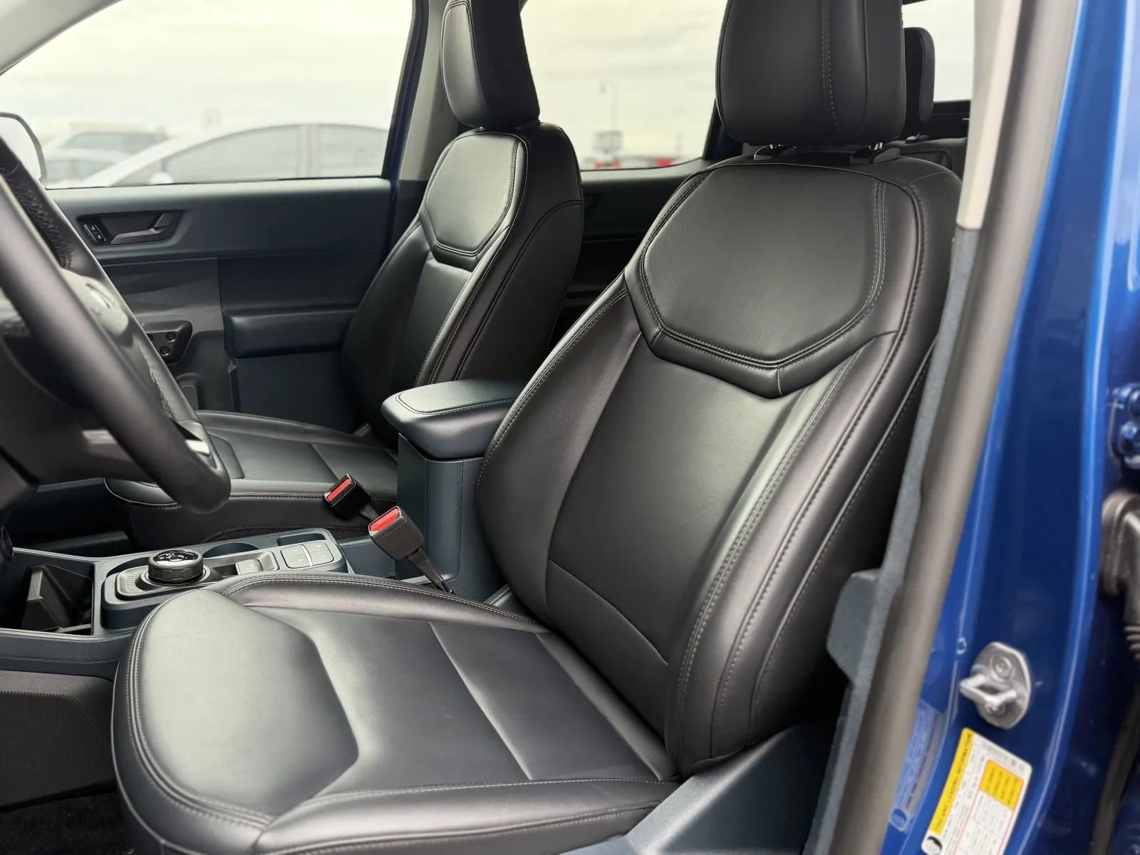 Used 2024 Ford Maverick Lariat w/ Black Appearance Package AWD/4WD image 15