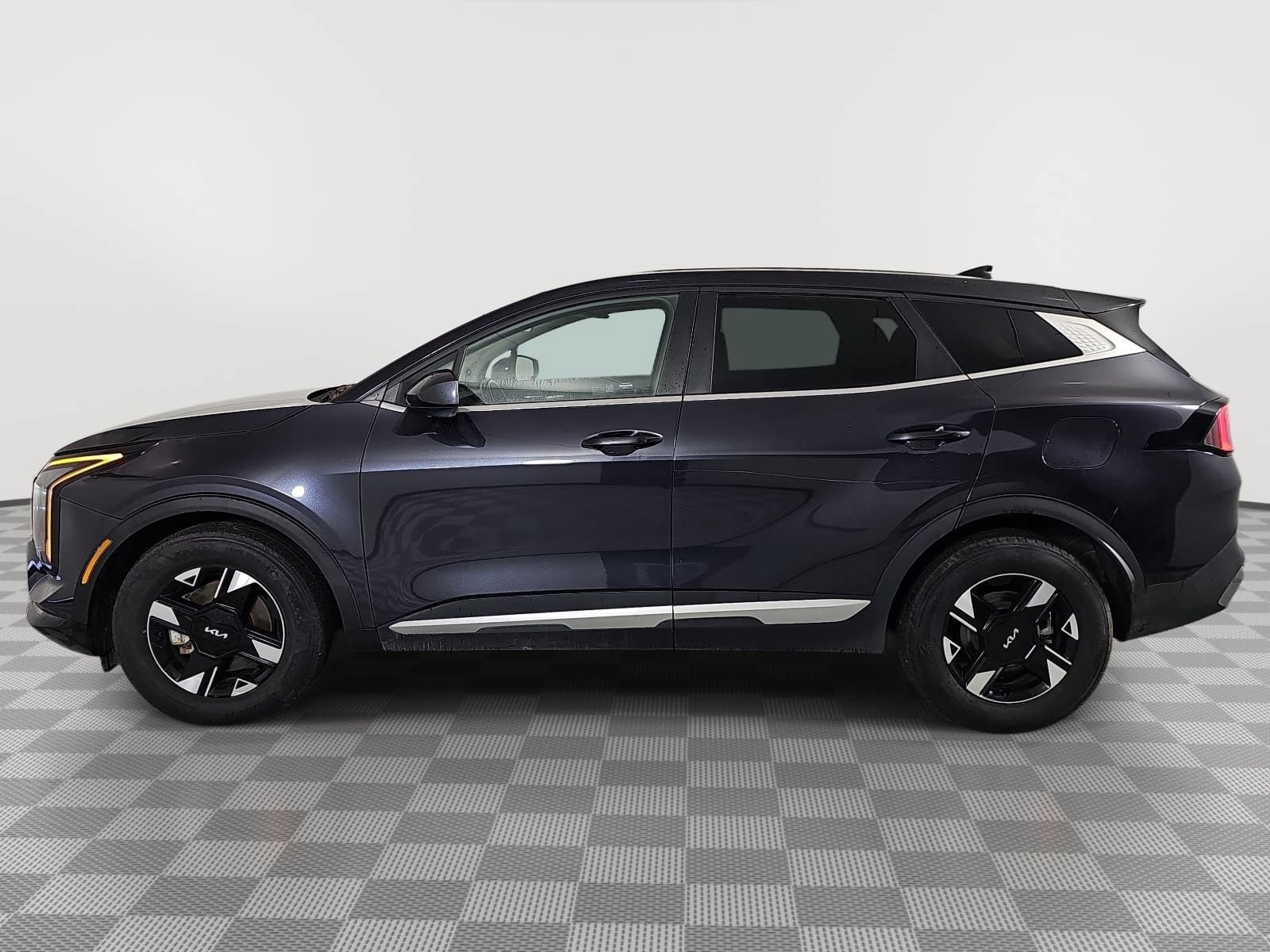Used 2026 Kia Sportage LX FWD image 5