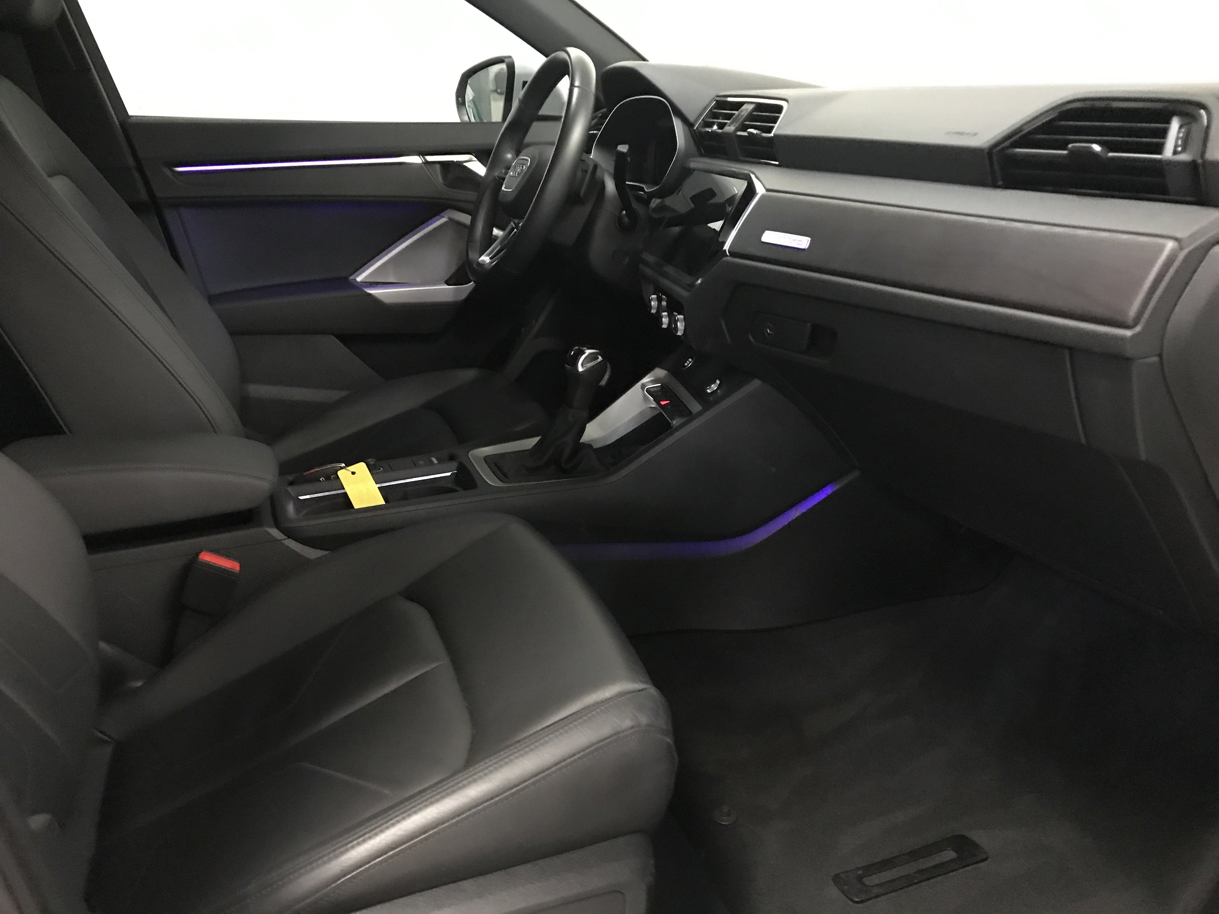 Used 2024 Audi Q3 2.0T Premium Plus image 10