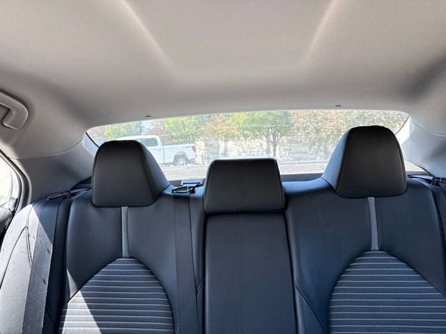Used 2023 Toyota Camry SE FWD image 25