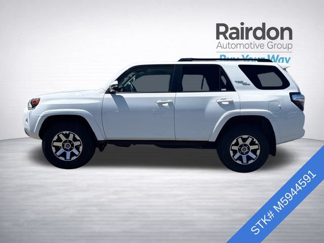 Used 2021 Toyota 4Runner TRD Off-Road Premium AWD/4WD image 4