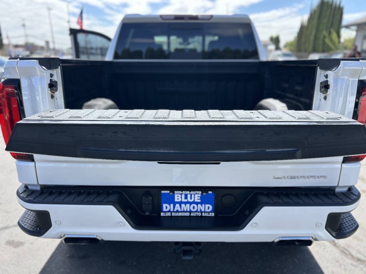 Used 2019 GMC Sierra 1500 Denali w/ Denali Ultimate Package AWD/4WD image 23
