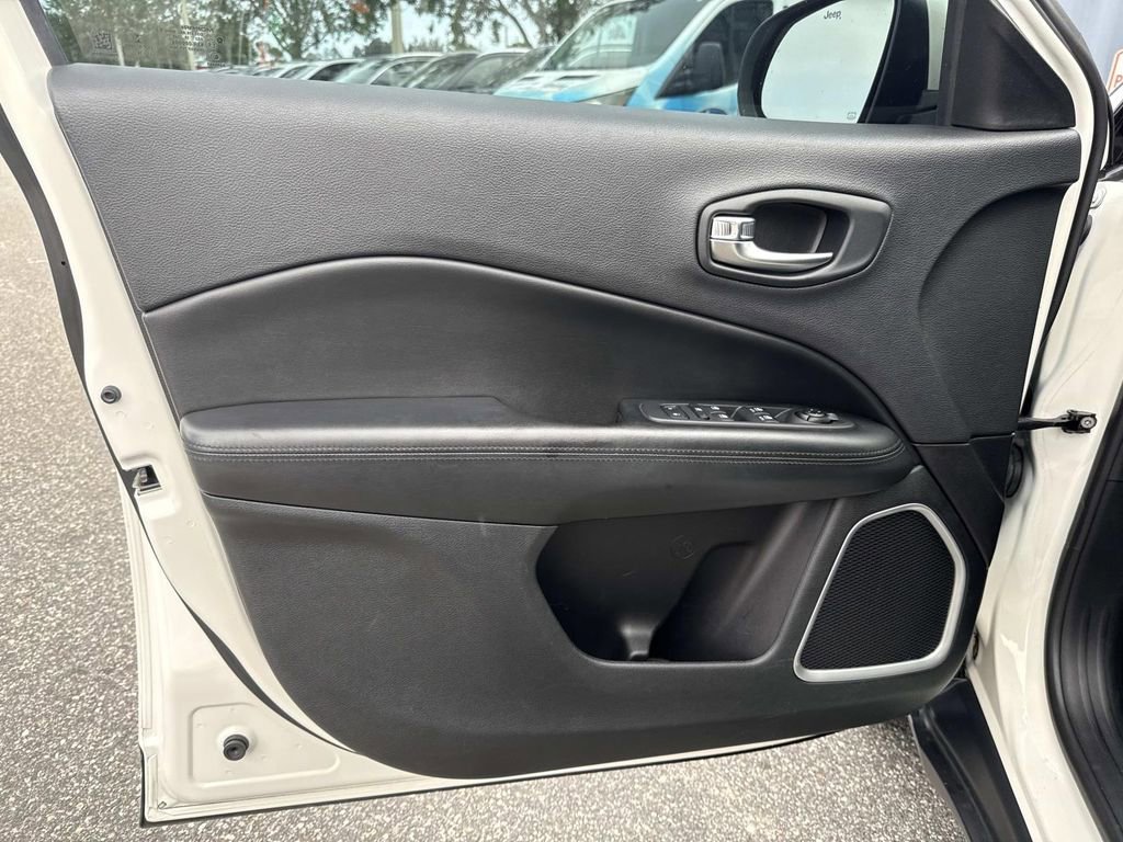 Used 2018 Jeep Compass Altitude w/ Popular Equipment Group image 22