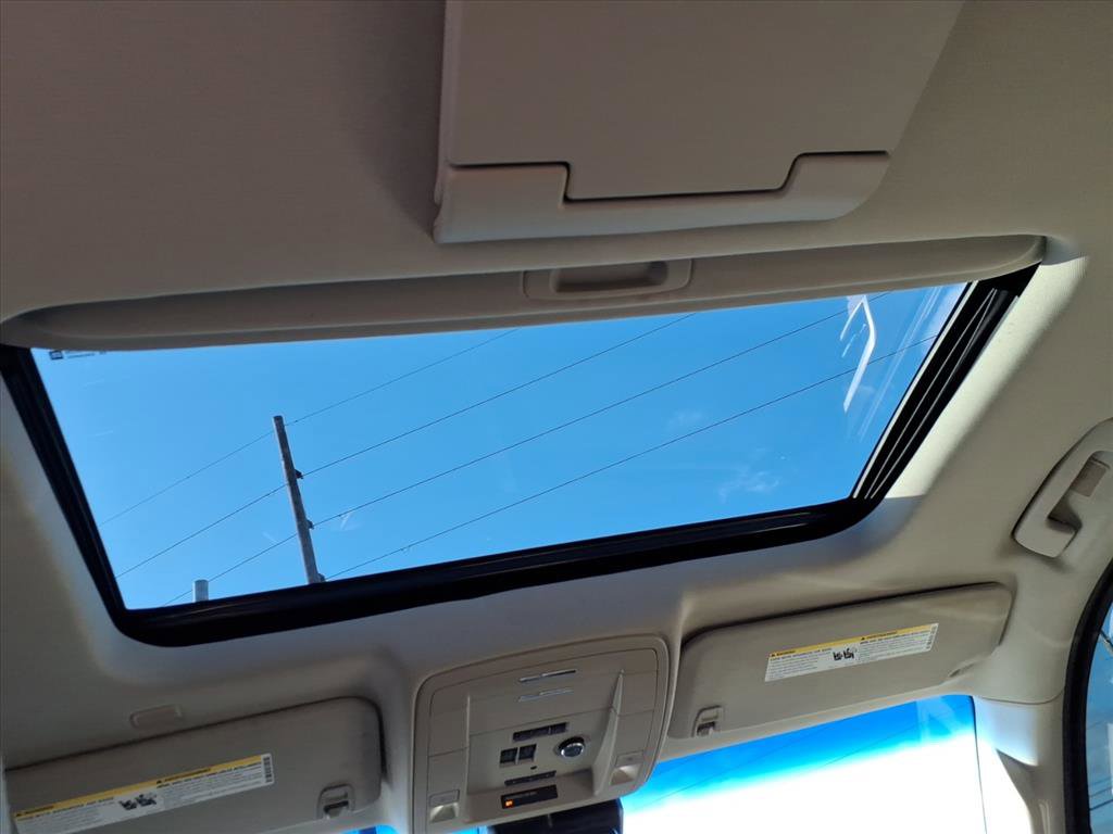 Used 2019 GMC Yukon Denali w/ Open Road Package image 9