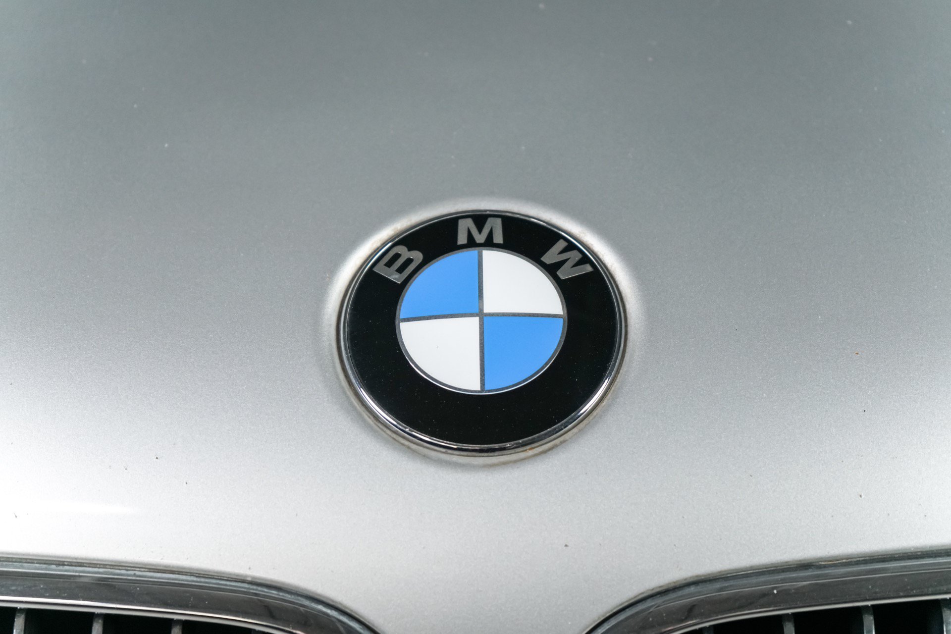 Used 2004 BMW 330i Sedan RWD image 64