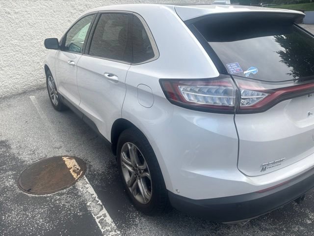 Used 2018 Ford Edge Titanium w/ Equipment Group 302A AWD/4WD image 3