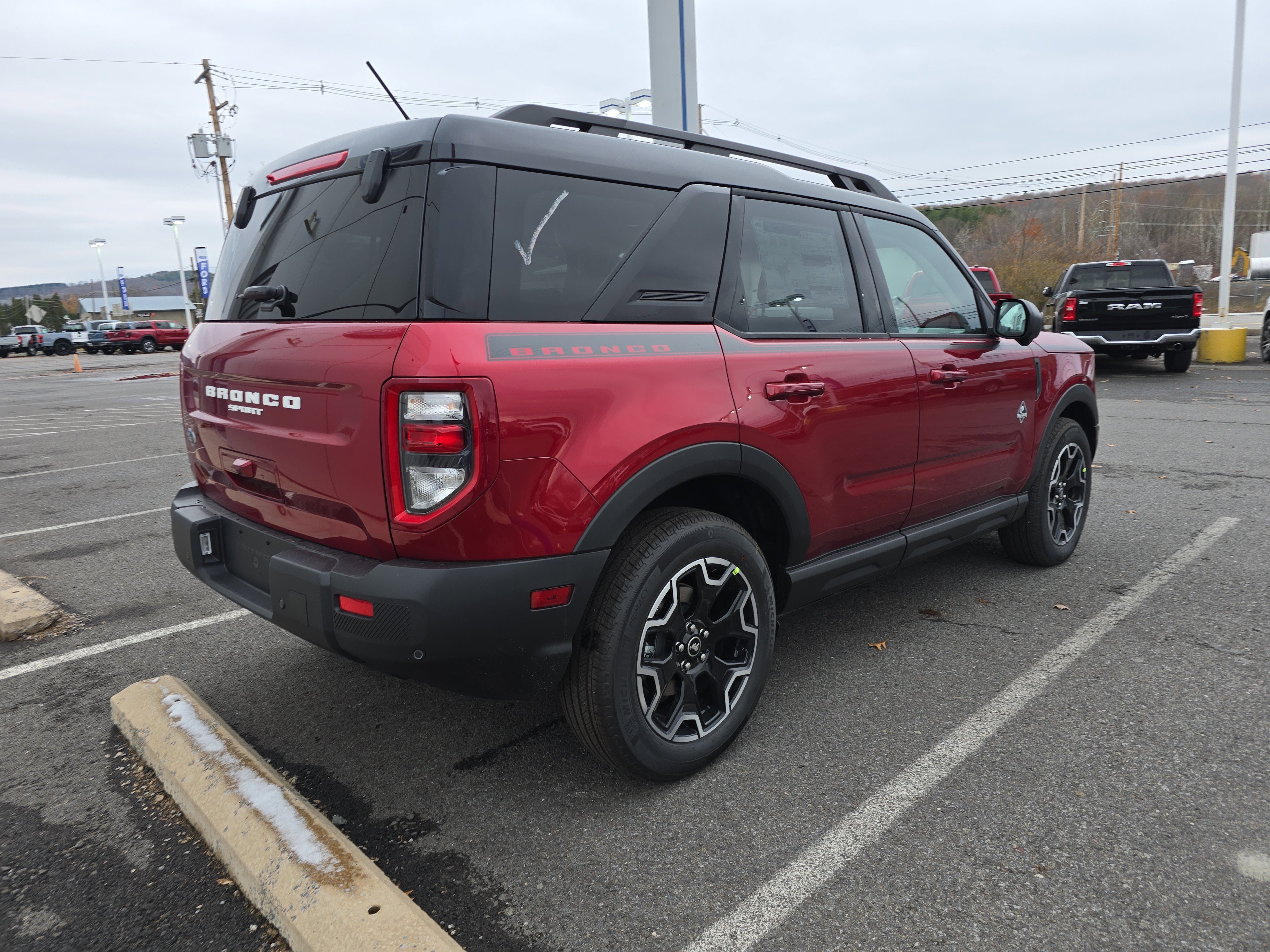 New 2025 Ford Bronco Sport Outer Banks w/ Outer Banks Tech Package+ image 3