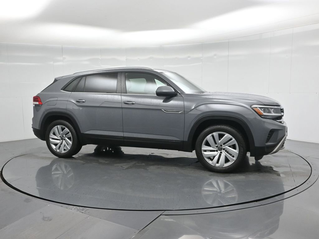 Used 2021 Volkswagen Atlas Cross Sport SE w/ Panoramic Sunroof Package image 27