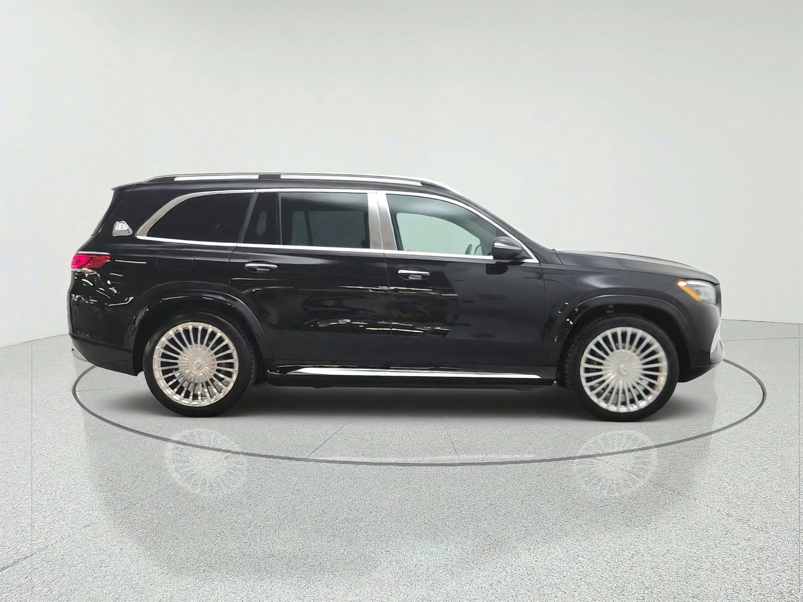 Certified 2021 Mercedes-Benz Maybach GLS 600 4MATIC image 4