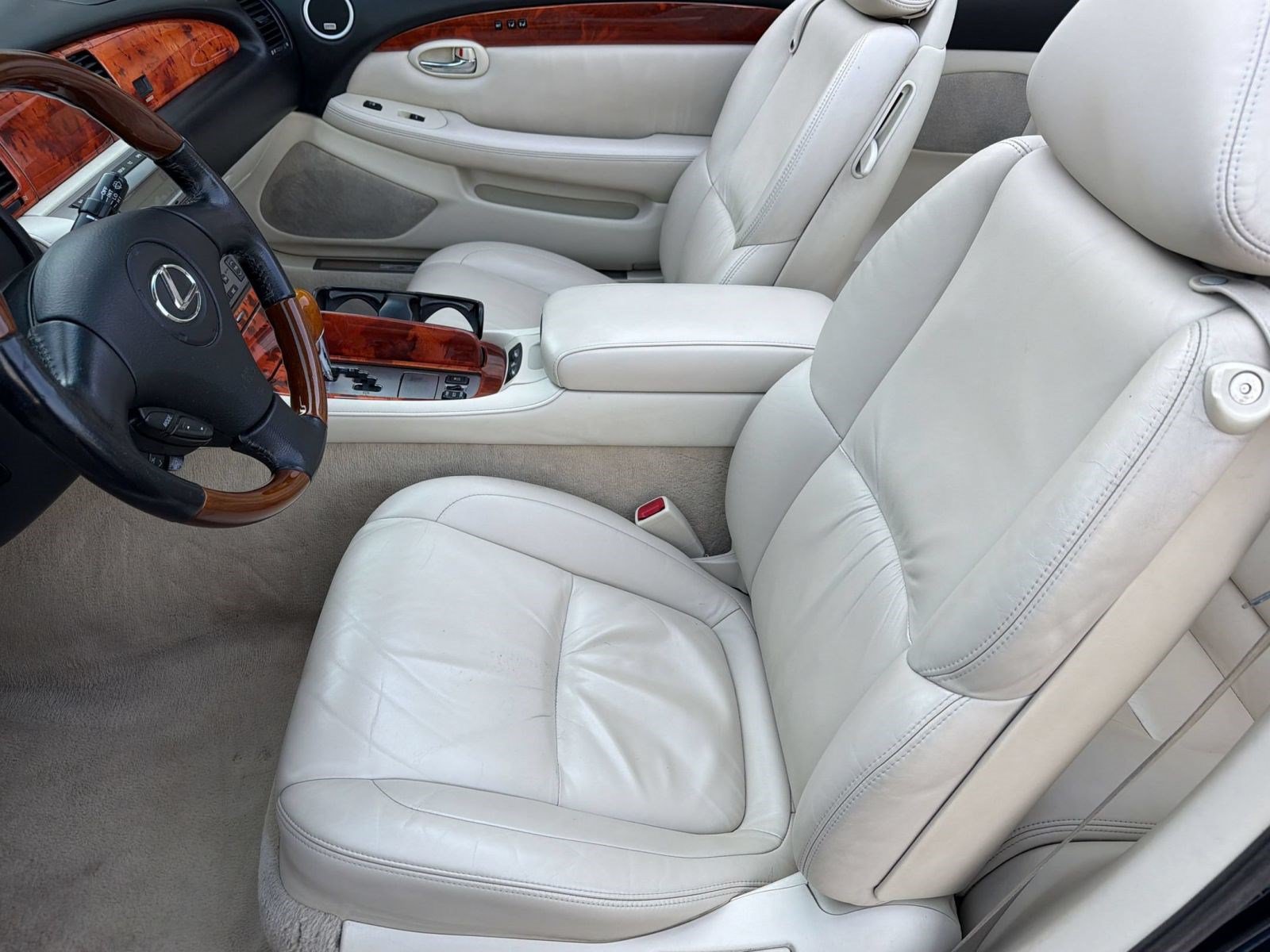 Used 2007 Lexus SC 430 Convertible RWD image 5