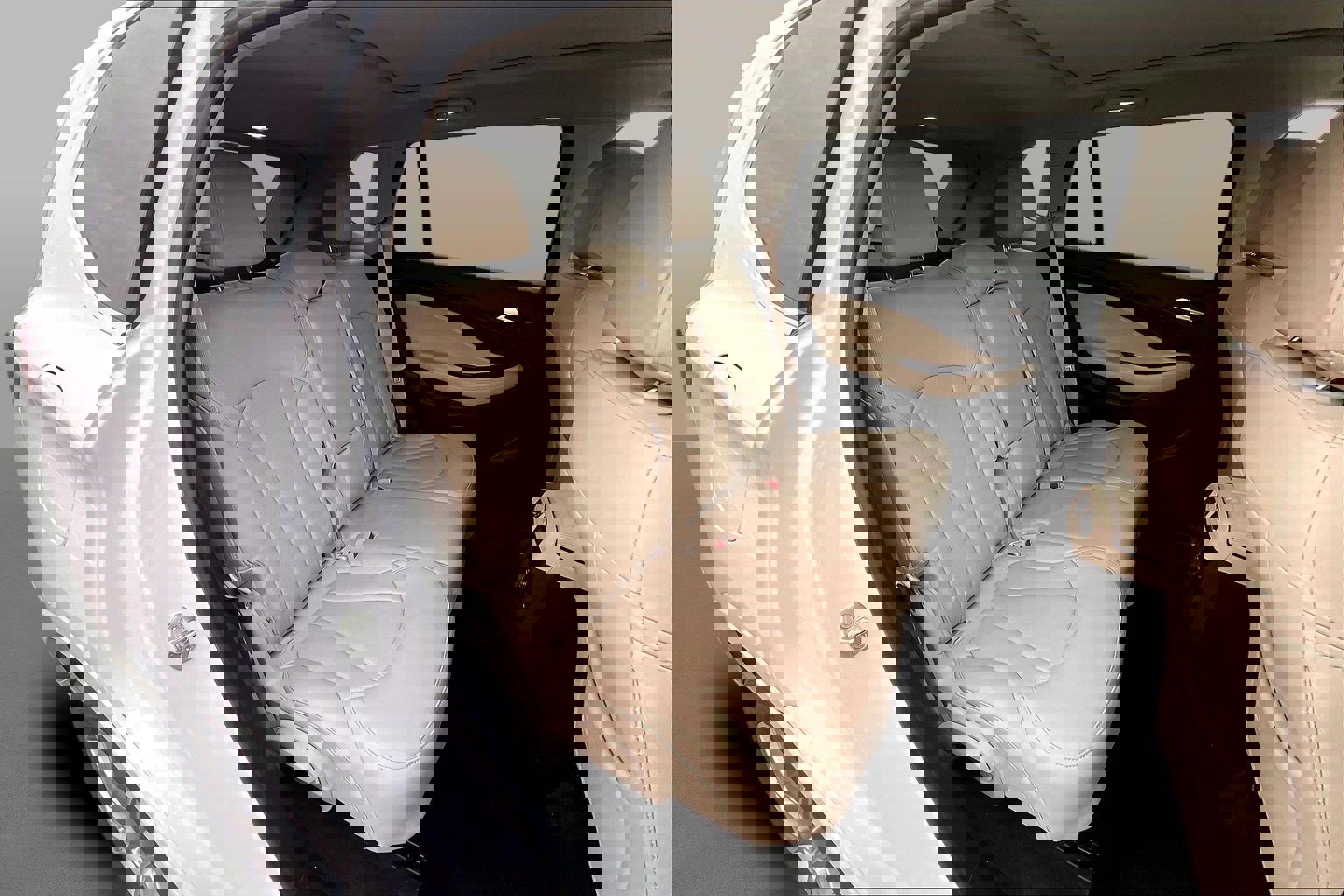 Used 2020 Buick Envision Essence w/ Experience Buick Package image 27