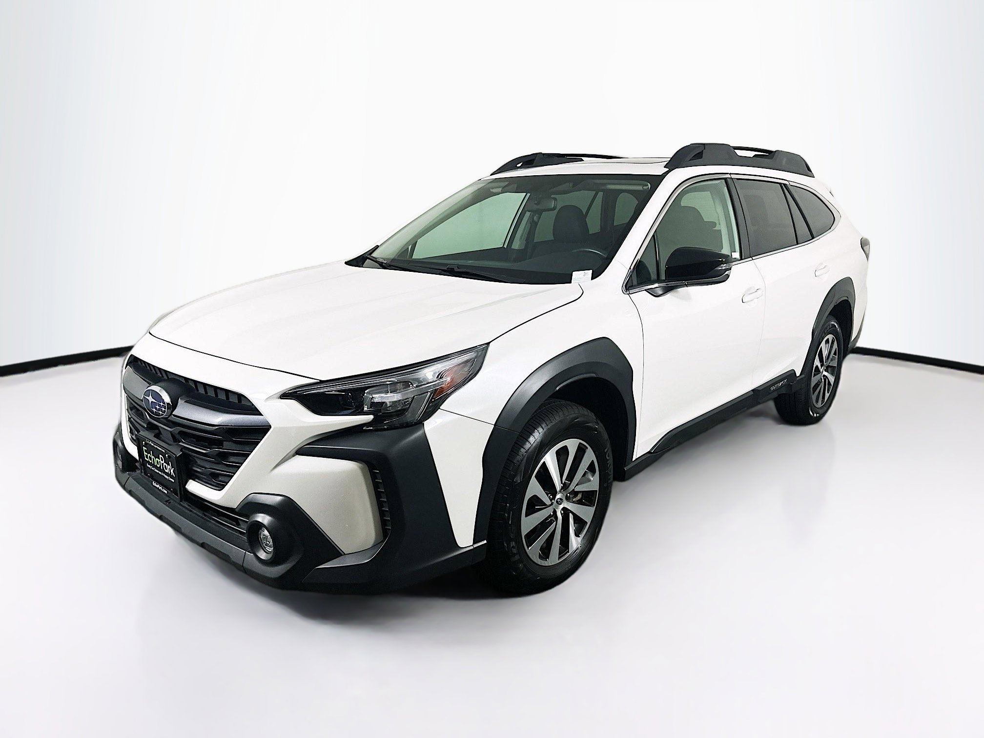 Used 2025 Subaru Outback Premium AWD/4WD image 3