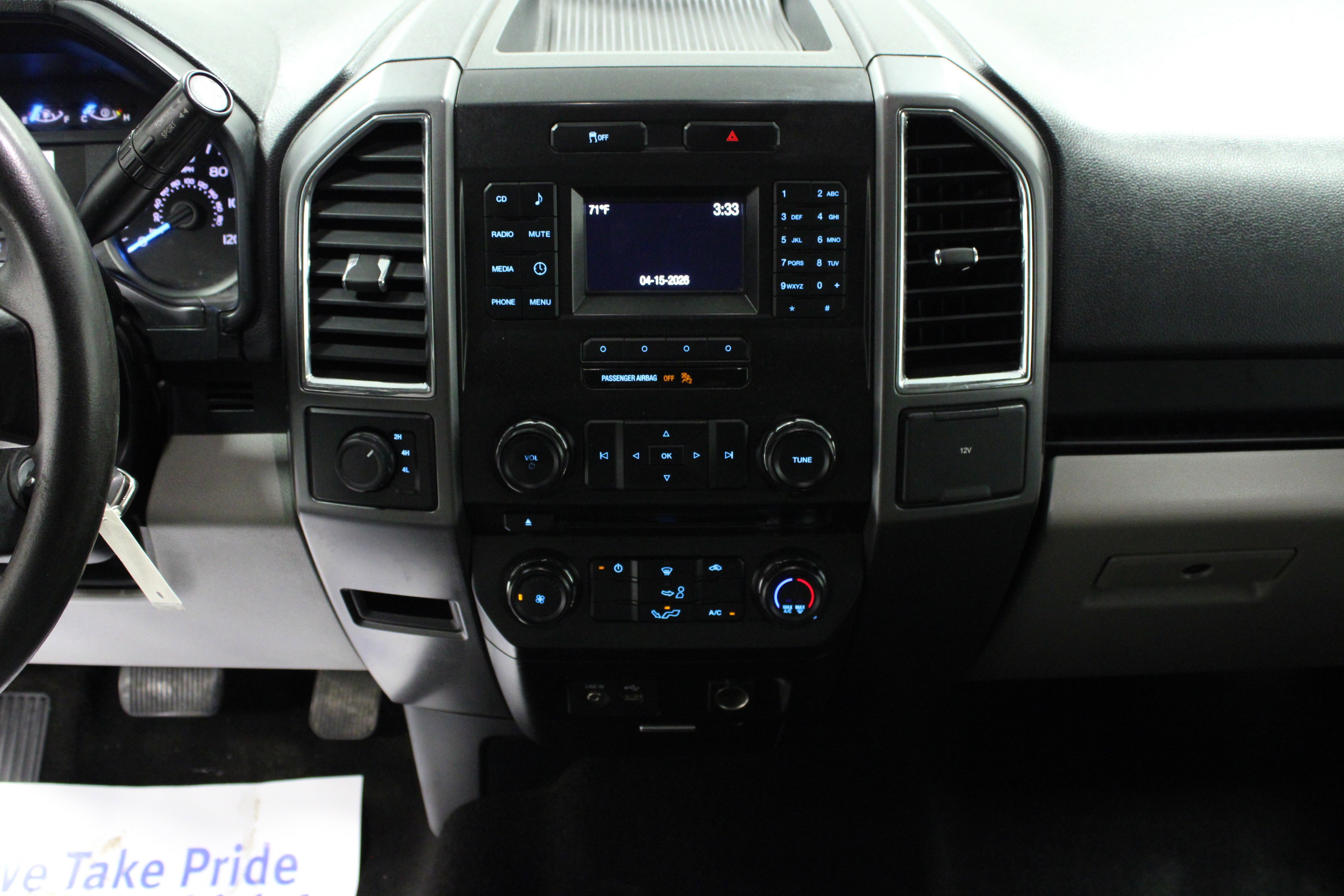 Used 2015 Ford F150 XLT AWD/4WD image 16