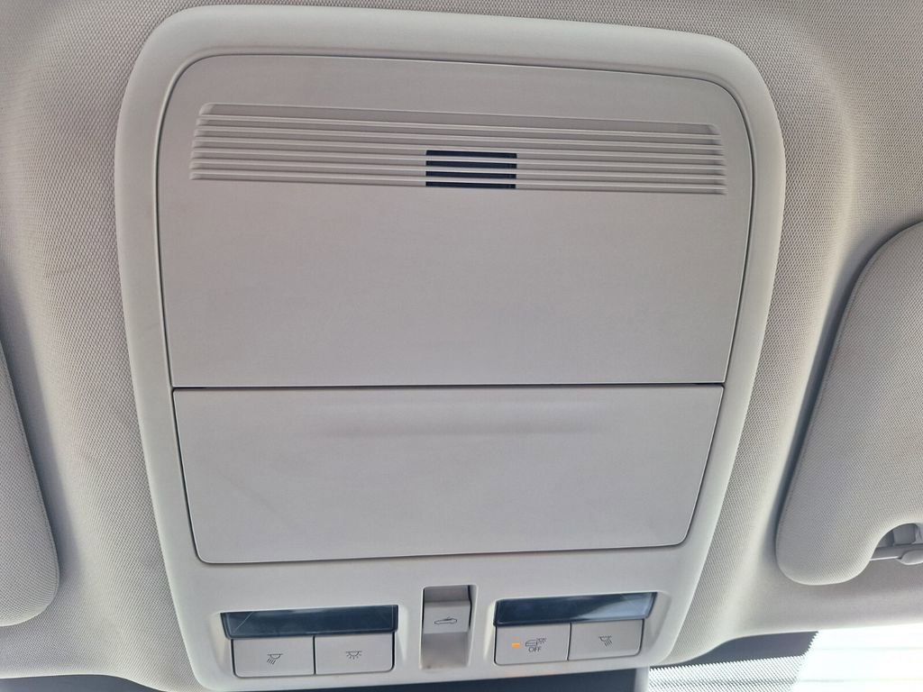 Used 2025 MAZDA CX-70 3.3 Turbo w/ Preferred Package image 18