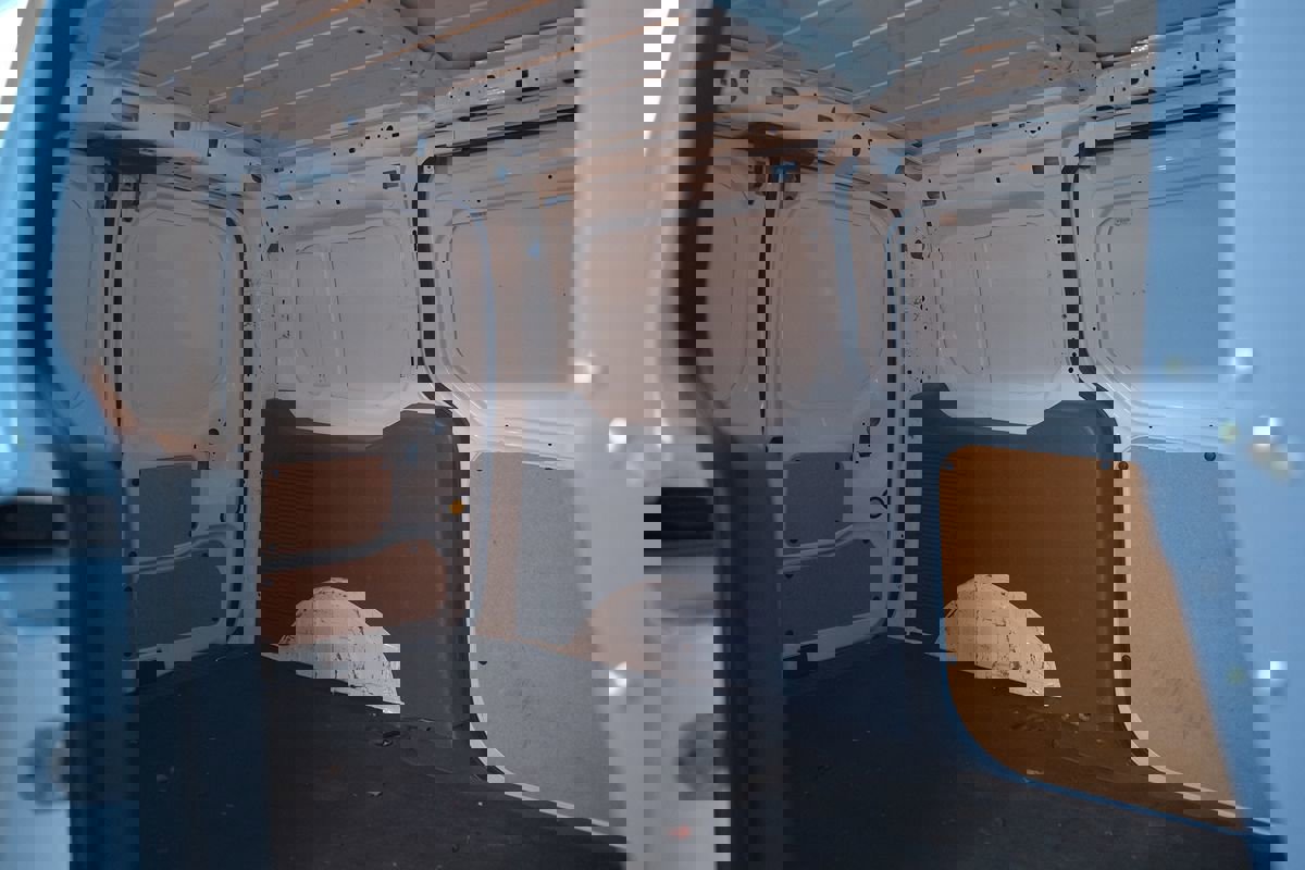 Used 2020 Ford Transit Connect XL image 31