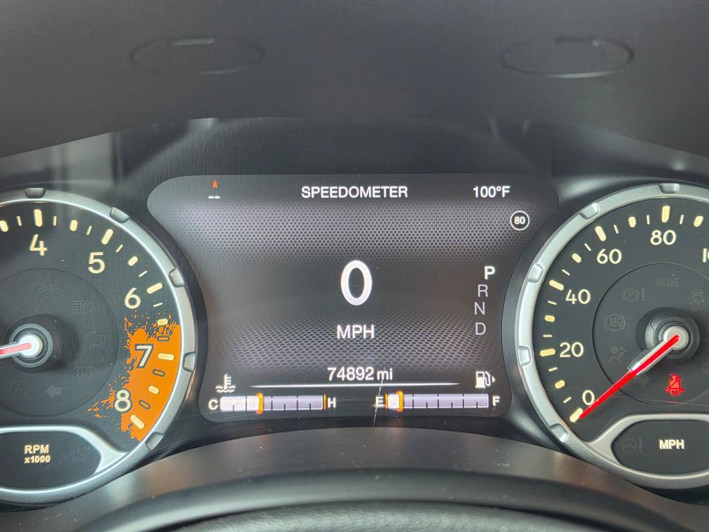 Used 2015 Jeep Renegade Limited FWD image 13