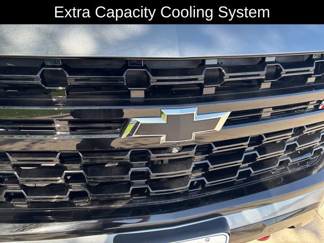 Used 2022 Chevrolet Tahoe Z71 w/ Z71 Off-Road Package AWD/4WD image 27