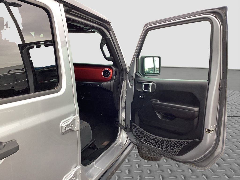 Used 2018 Jeep Wrangler Unlimited Rubicon image 17