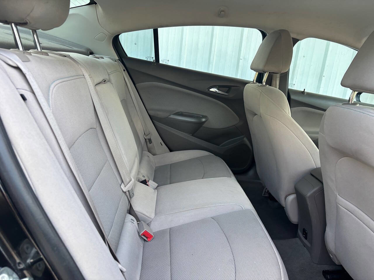 Used 2018 Chevrolet Cruze LT image 20