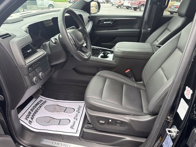 Used 2026 Chevrolet Tahoe Z71 AWD/4WD image 6