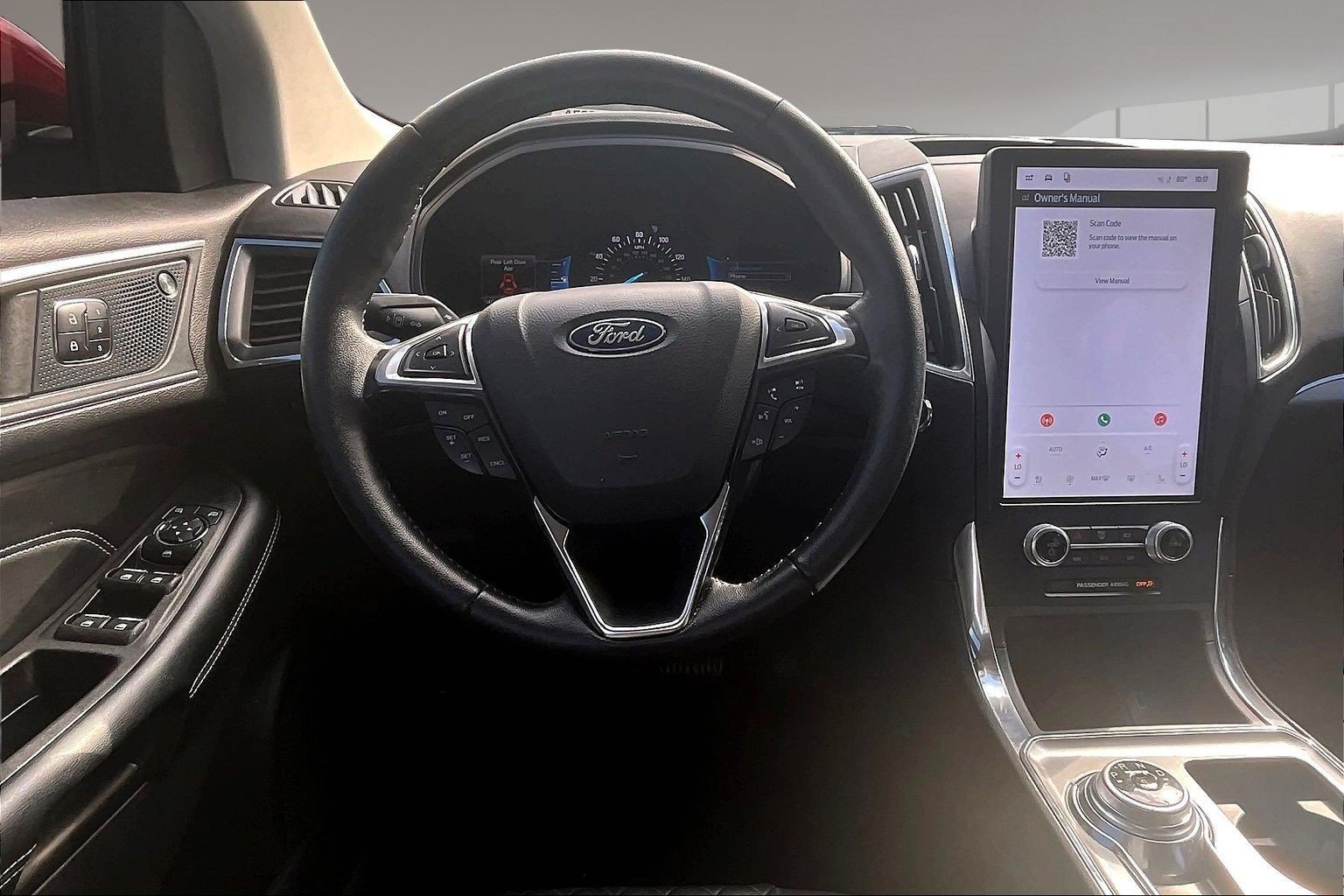Used 2024 Ford Edge Titanium AWD/4WD image 9