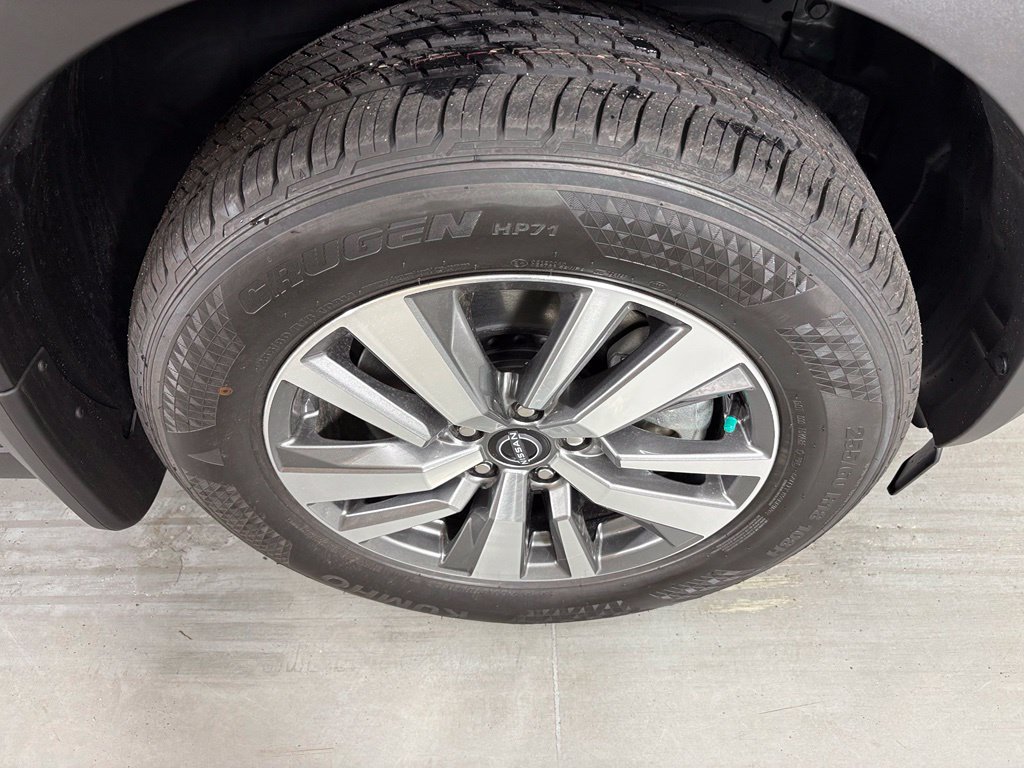 New 2026 Nissan Pathfinder SL FWD image 10