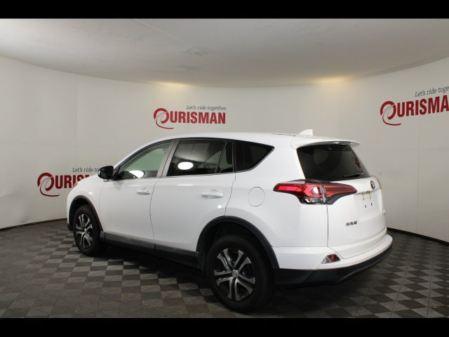 Used 2018 Toyota RAV4 LE w/ All Weather Liner Package AWD/4WD image 5