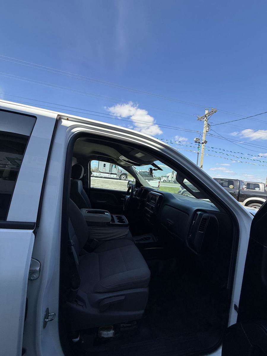 Used 2014 Chevrolet Silverado 1500 W/T RWD image 12