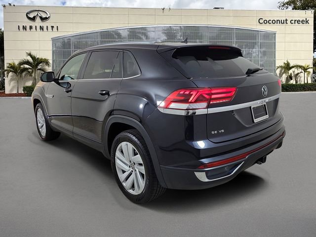 Used 2022 Volkswagen Atlas Cross Sport SE AWD/4WD image 3