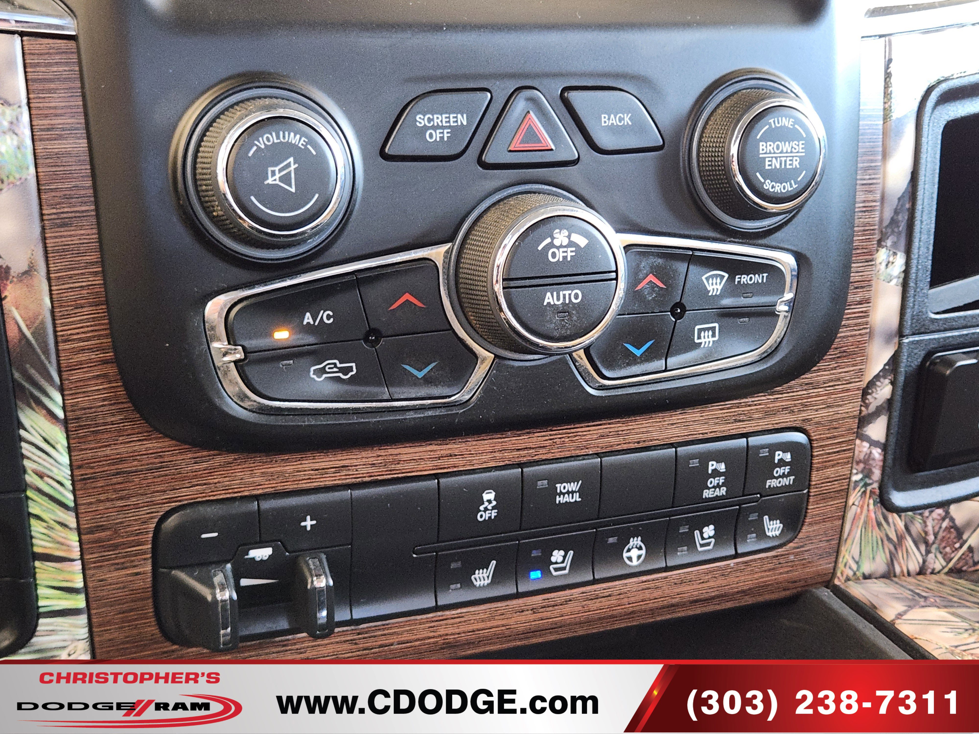 Used 2017 RAM 1500 Laramie w/ Convenience Group AWD/4WD image 13