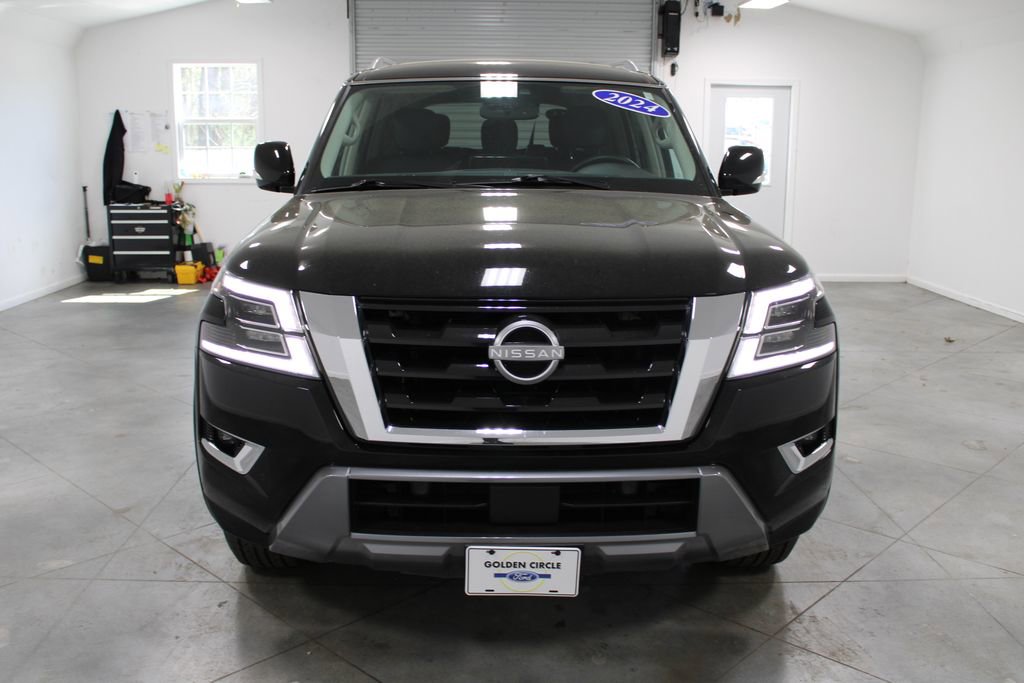 Used 2024 Nissan Armada SV w/ Cargo Package AWD/4WD image 3