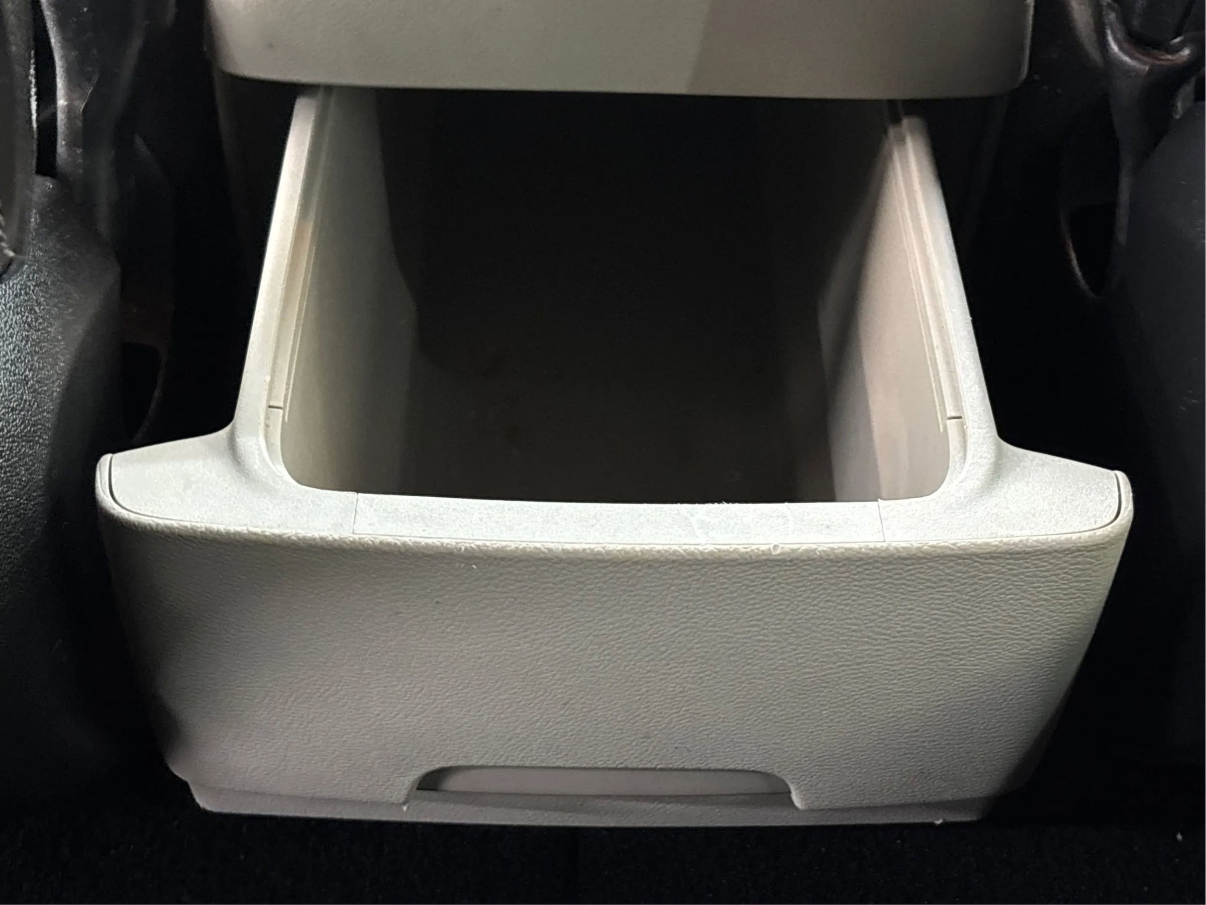 Used 2019 Dodge Grand Caravan SXT FWD image 28