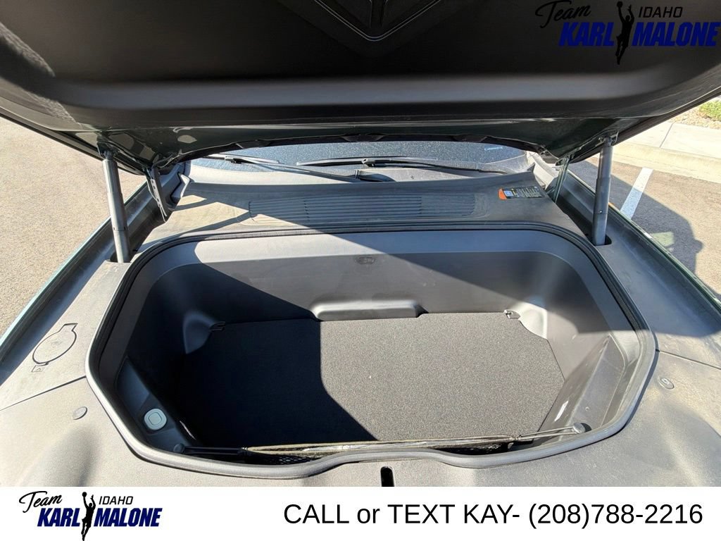 Used 2023 Rivian R1S Adventure AWD/4WD image 13