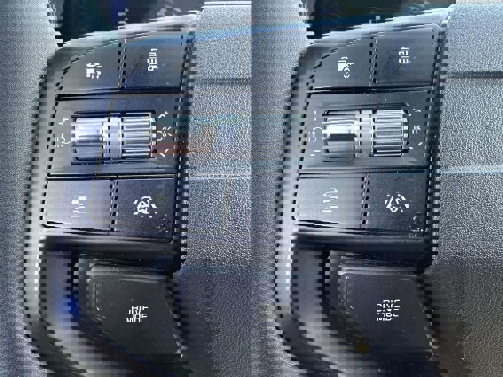 Certified 2026 Kia Sportage EX w/ EX Panorama Roof Package image 30