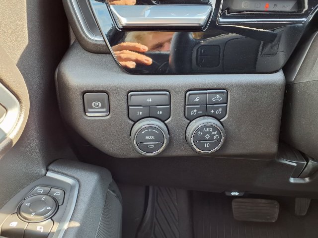 Used 2025 Chevrolet Silverado 2500 LT w/ All Star Edition AWD/4WD image 30