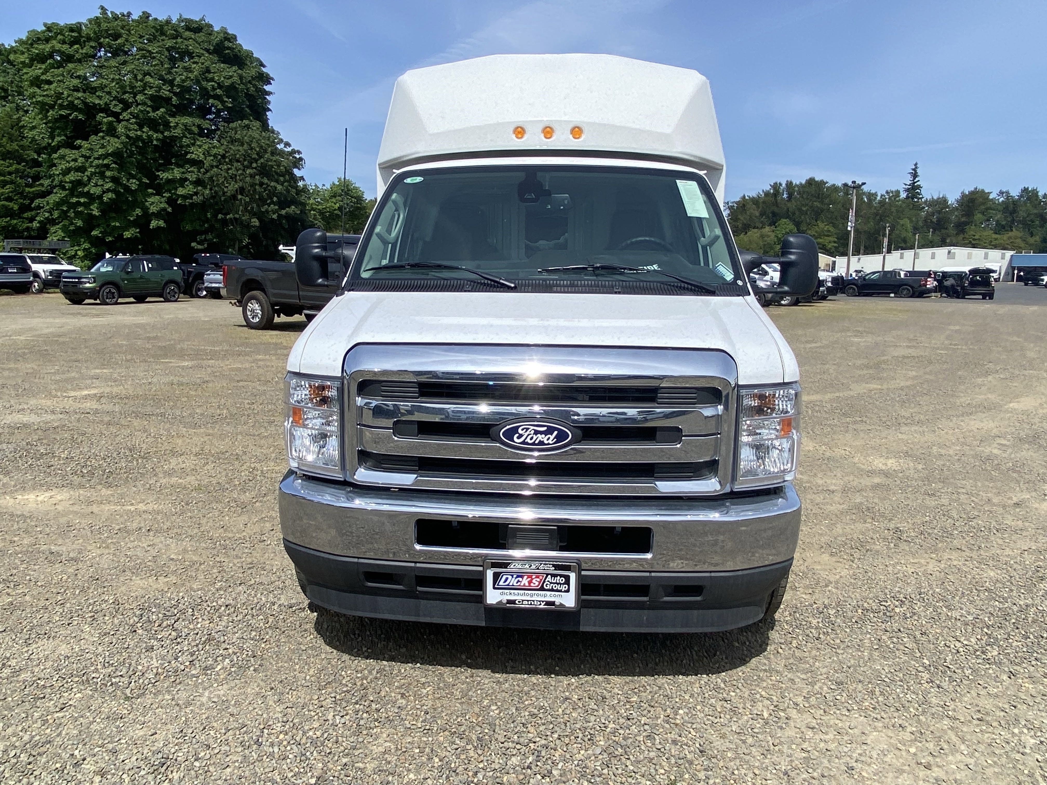 New 2026 Ford E-350 and Econoline 350 Super Duty w/ Power Equipment Group image 9