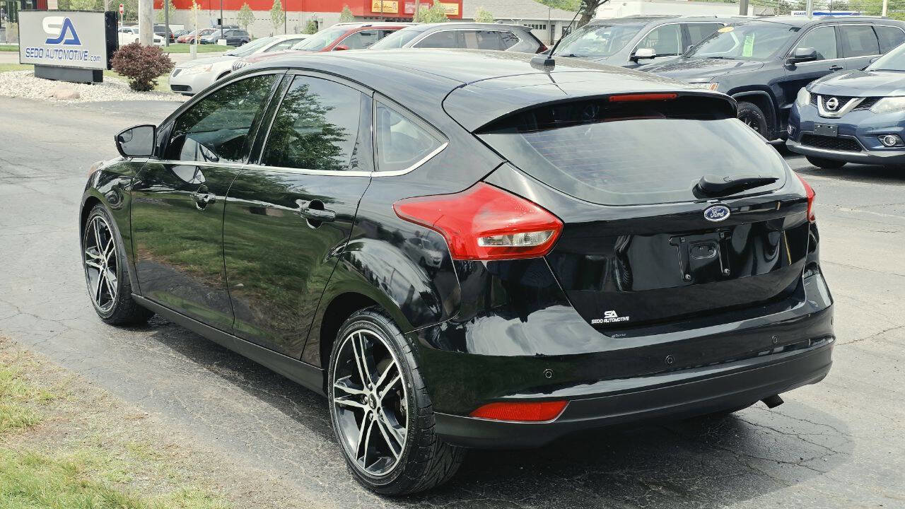 Used 2017 Ford Focus Titanium FWD image 4