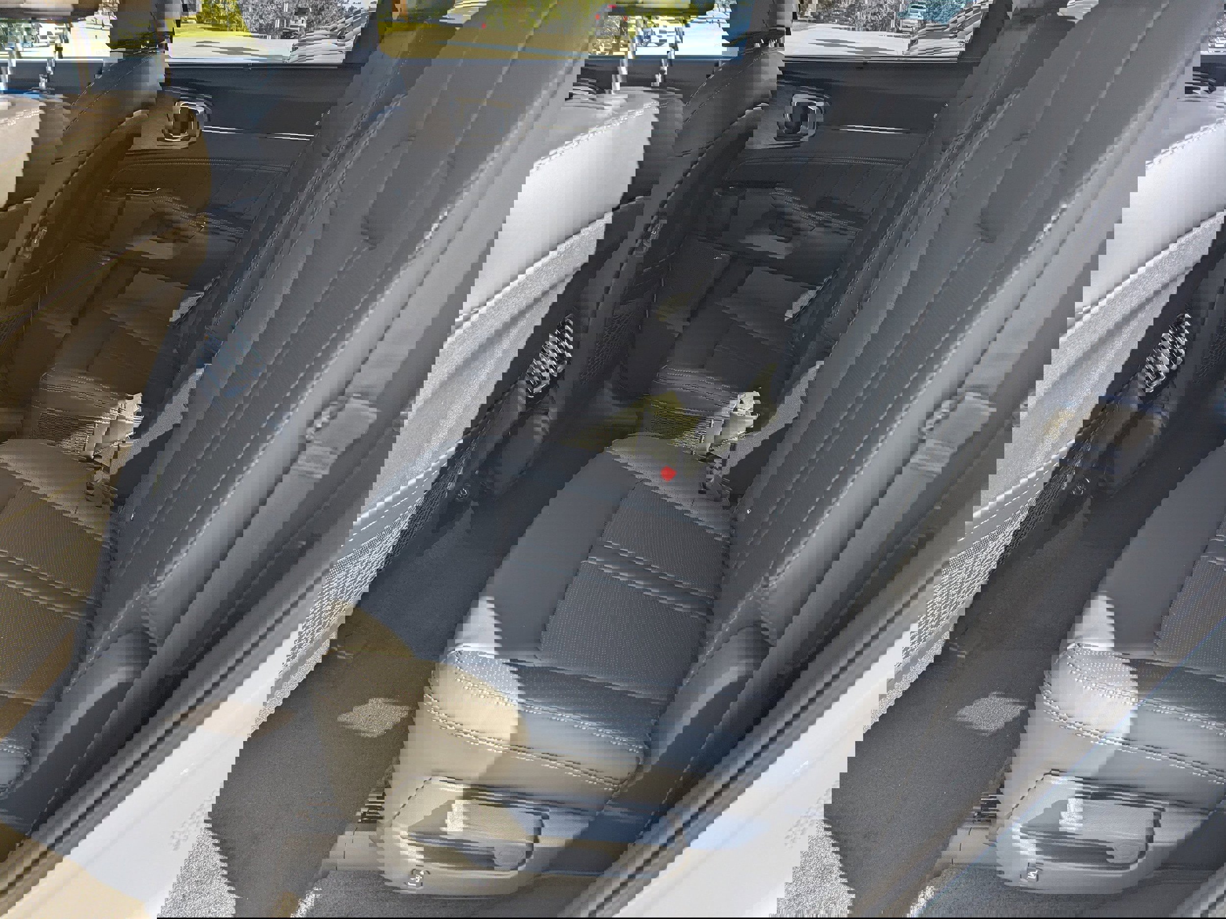 New 2026 Kia Sorento SX image 5