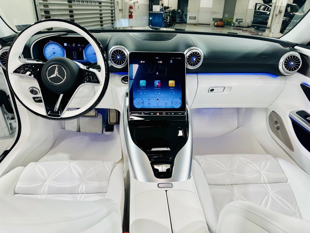 New 2026 Mercedes-Benz Maybach SL 680 image 4