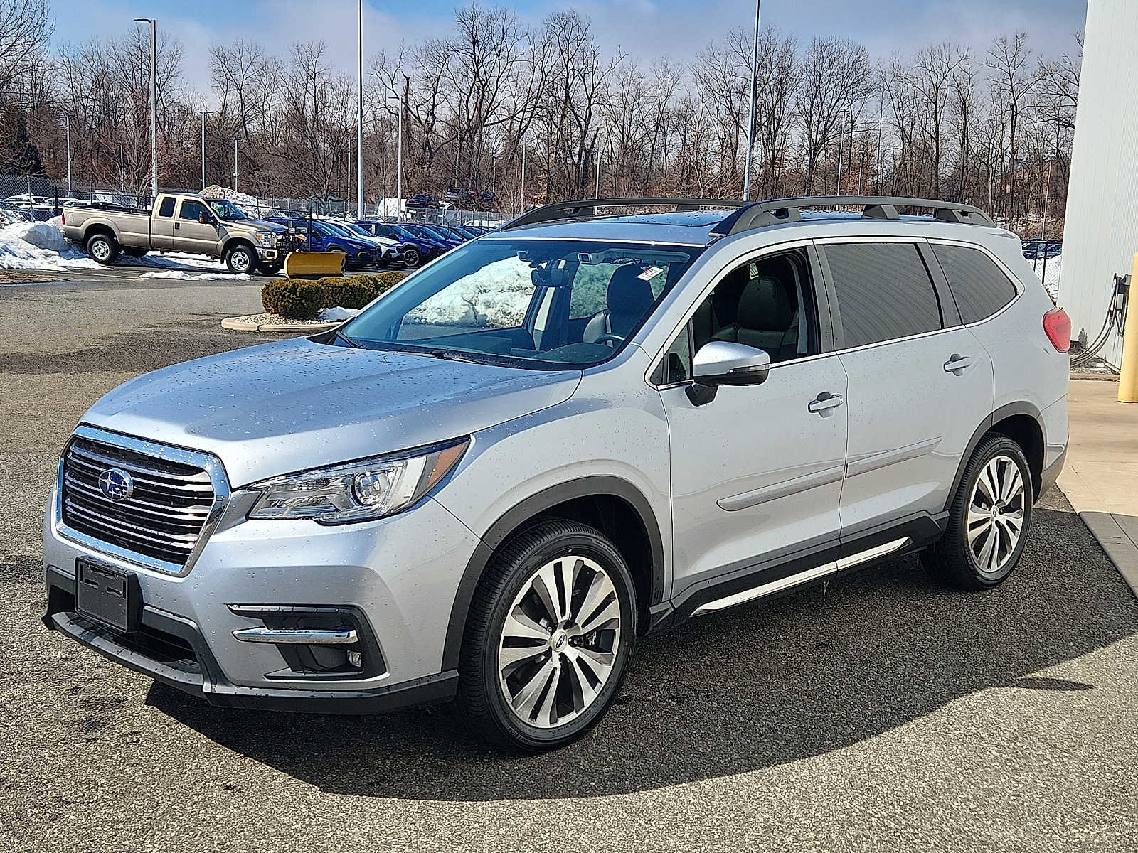 Used 2022 Subaru Ascent Limited w/ Technology Package image 3