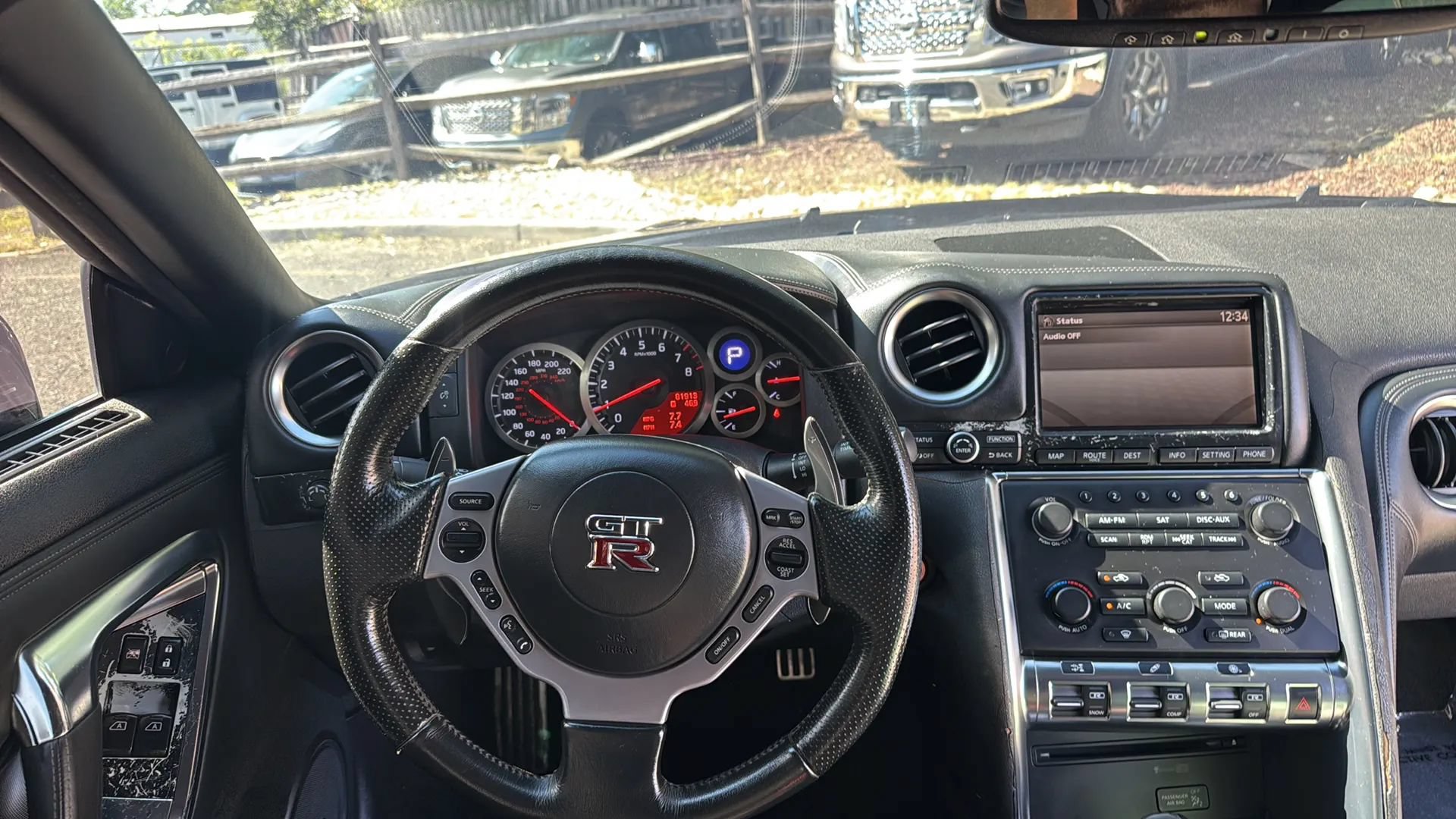 Used 2010 Nissan GT-R Premium AWD/4WD image 23