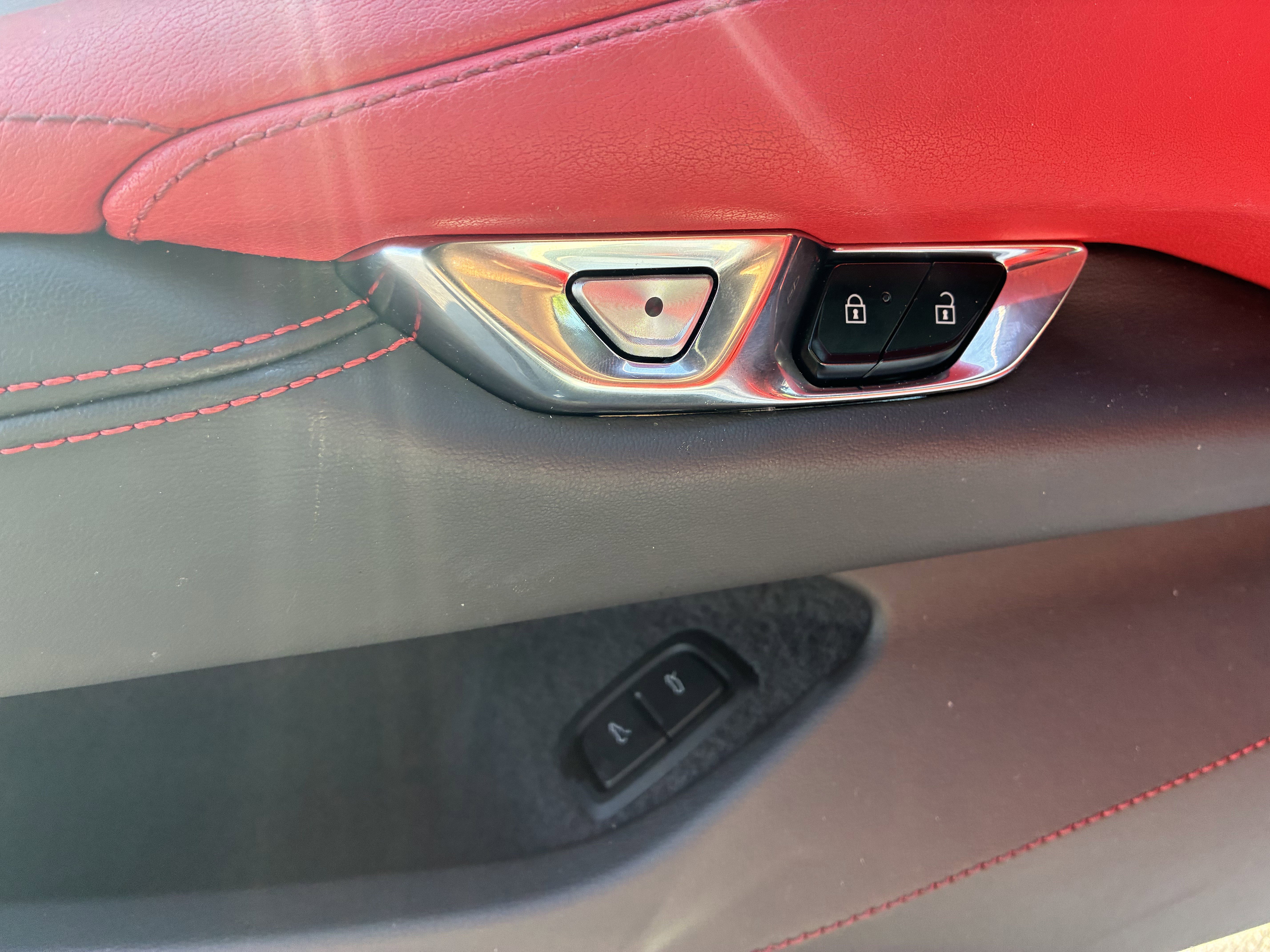 Used 2023 Chevrolet Corvette Stingray Preferred Cpe w/ 2LT RWD image 19