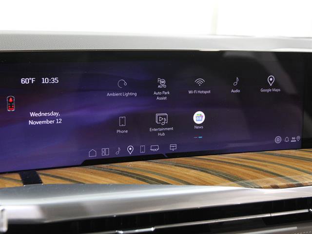 Certified 2025 Cadillac Escalade ESV Sport Platinum image 13