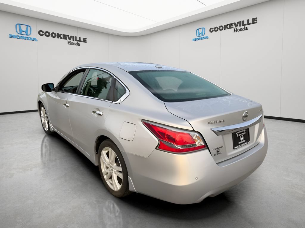 Used 2015 Nissan Altima 3.5 SL FWD image 9