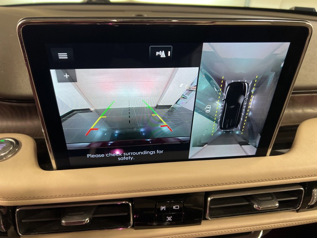 Used 2020 Lincoln Aviator Reserve w/ Equipment Group 202A image 12